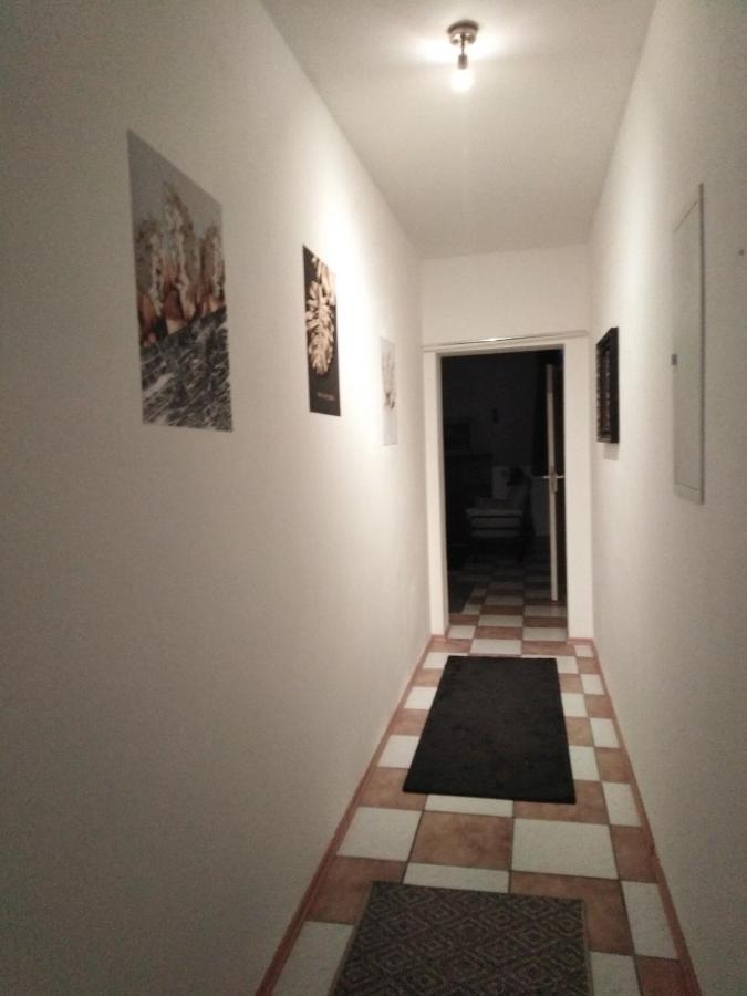 Studiowohnung, Neu Renoviert, Zentrale Lage Saarlouis Zewnętrze zdjęcie