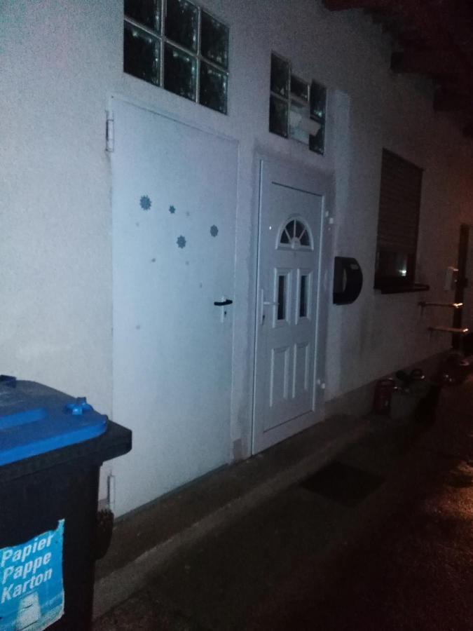 Studiowohnung, Neu Renoviert, Zentrale Lage Saarlouis Zewnętrze zdjęcie